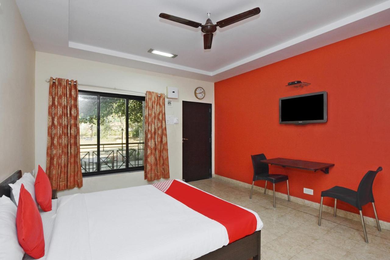 Oyo Midway Park Resort Atgaon Ngoại thất bức ảnh