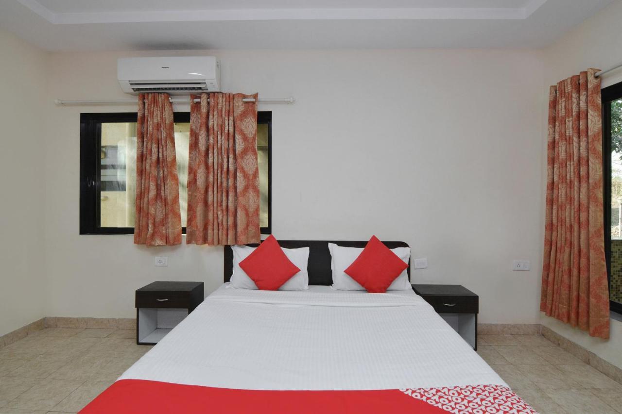 Oyo Midway Park Resort Atgaon Ngoại thất bức ảnh